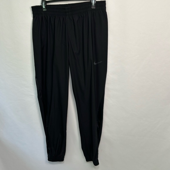Nike Pants - Nike track jogger